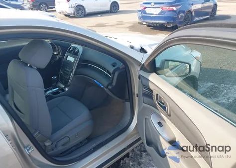 2015 Chevrolet Malibu Ls z USA, uszkodzony, nr VIN 1G11B5SL3FF300374